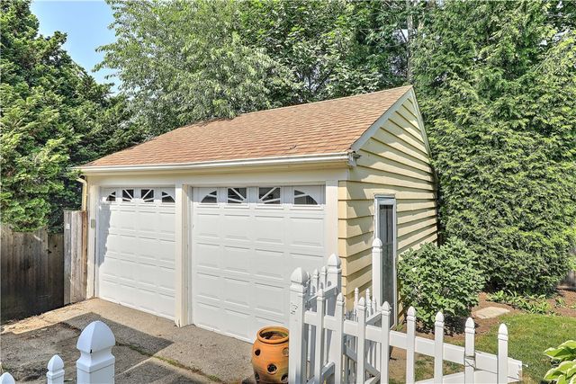 41 Stadium Road, Providence, RI 02906