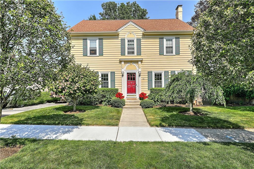 41 Stadium Road, Providence, RI 02906
