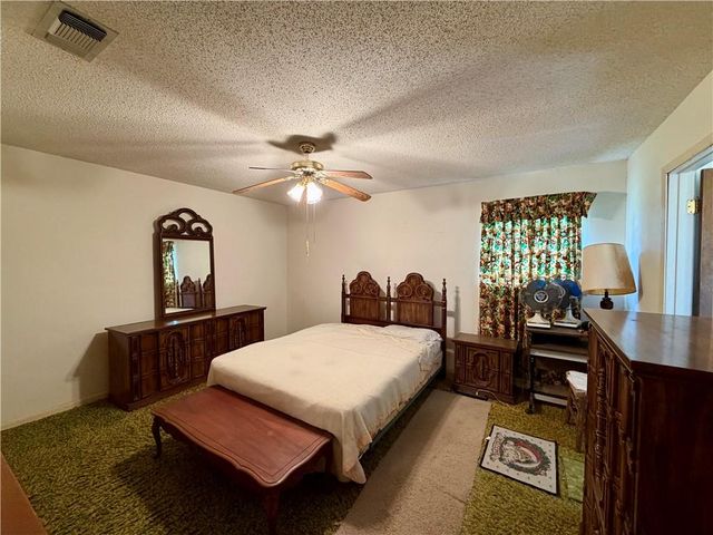 112 Orange Avenue E, Satsuma, AL 36572