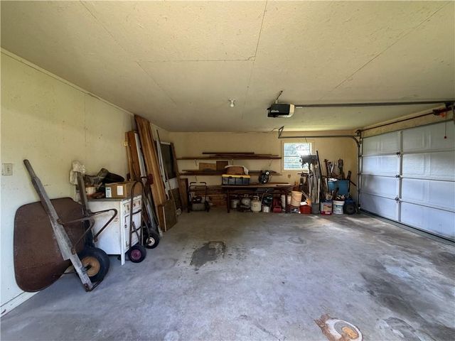 112 Orange Avenue E, Satsuma, AL 36572