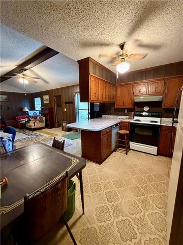 112 Orange Avenue E, Satsuma, AL 36572
