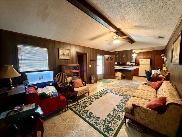 112 Orange Avenue E, Satsuma, AL 36572