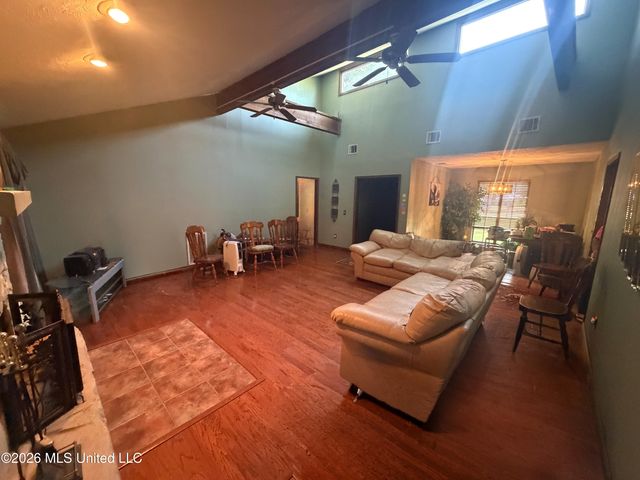 328 S Longmeadow Court, Ridgeland, MS 39157