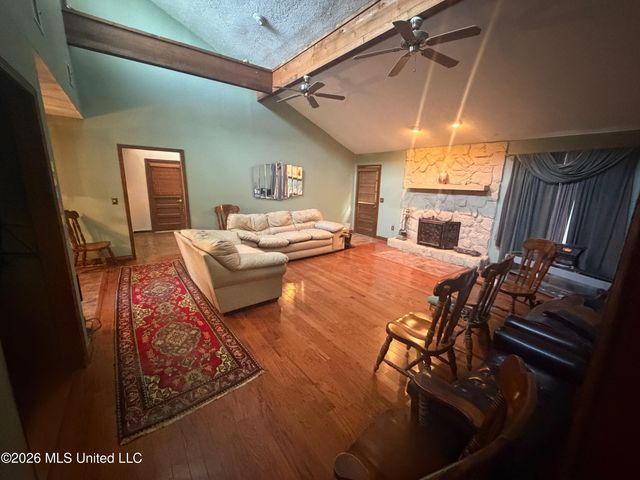 328 S Longmeadow Court, Ridgeland, MS 39157