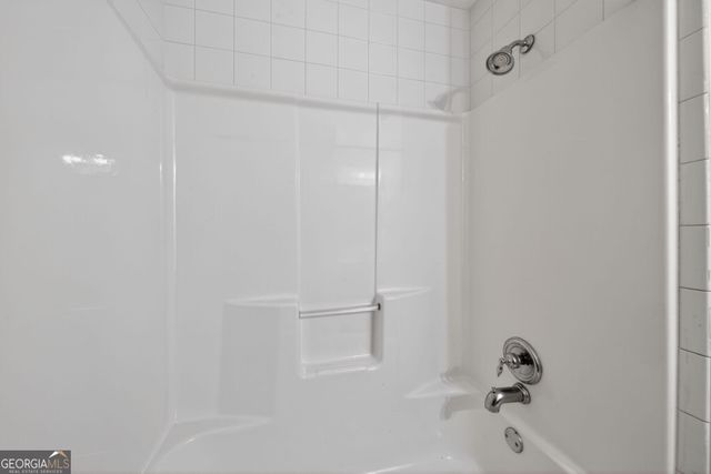 8042 Sonoma Pointe Drive, Columbus, GA 31909