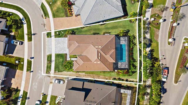 10722 Stellar Circle, Palm Beach Gardens, FL 33412