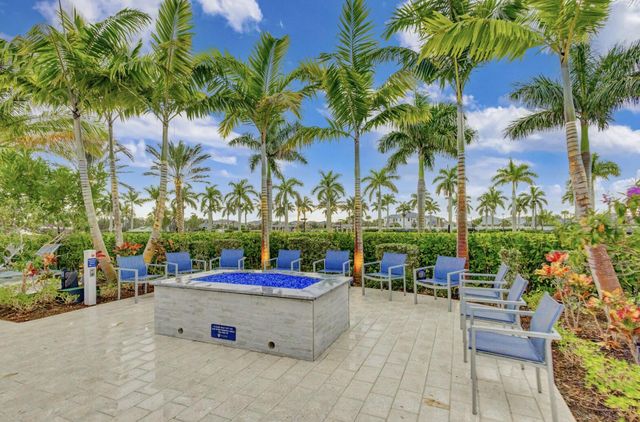 10722 Stellar Circle, Palm Beach Gardens, FL 33412