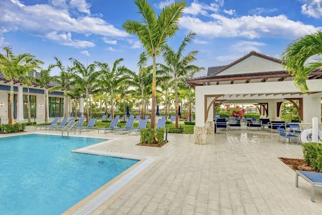 10722 Stellar Circle, Palm Beach Gardens, FL 33412