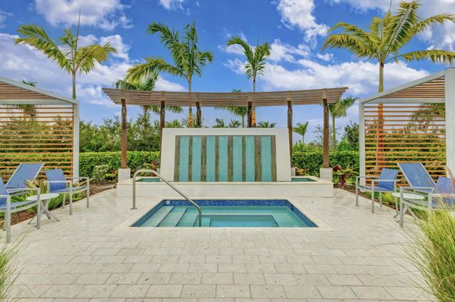 10722 Stellar Circle, Palm Beach Gardens, FL 33412