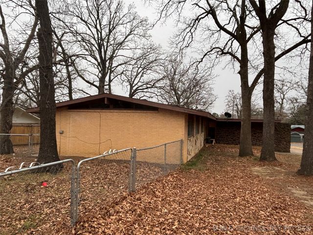 1010 Waco, Durant, OK 74701