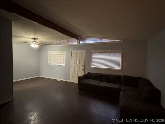 1010 Waco, Durant, OK 74701