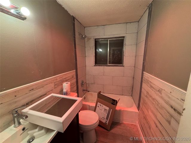 1010 Waco, Durant, OK 74701