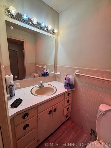 1010 Waco, Durant, OK 74701