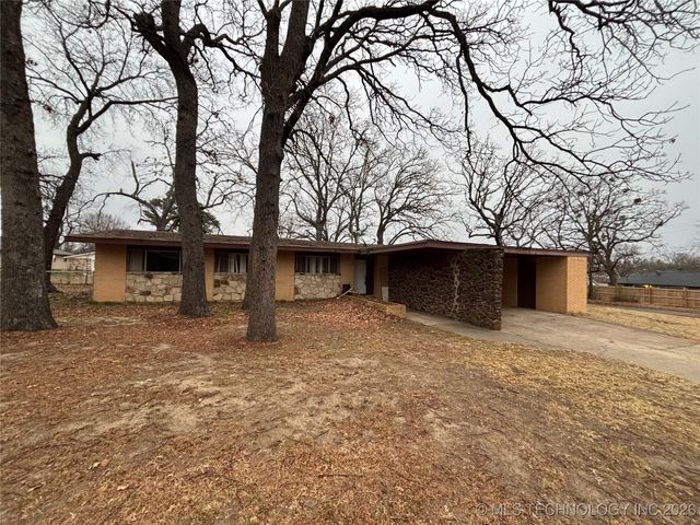 1010 Waco, Durant, OK 74701