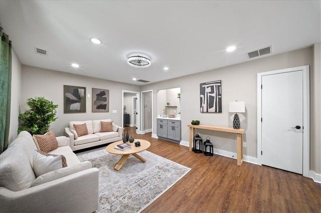 1528 Willowbrook Drive SW, Atlanta, GA 30311