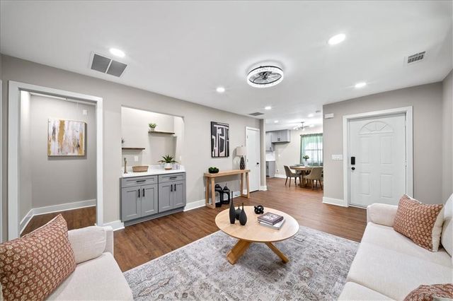 1528 Willowbrook Drive SW, Atlanta, GA 30311