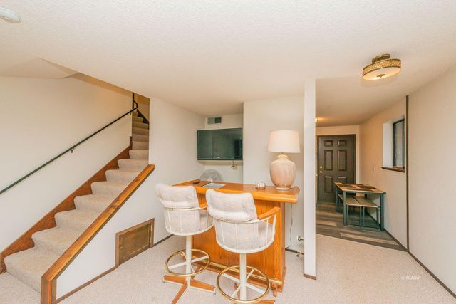 399 & 410 Lake Forest Drive, Trinity Center, CA 96091