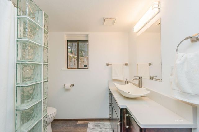 399 & 410 Lake Forest Drive, Trinity Center, CA 96091