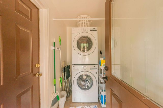 399 & 410 Lake Forest Drive, Trinity Center, CA 96091