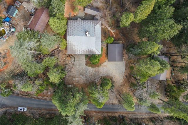 399 & 410 Lake Forest Drive, Trinity Center, CA 96091