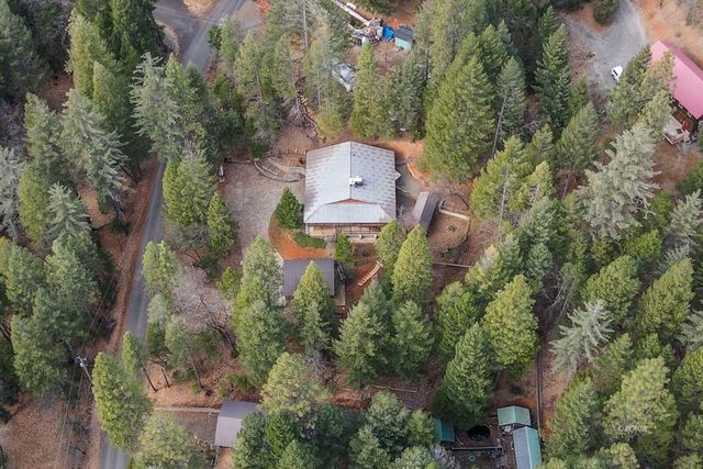 399 & 410 Lake Forest Drive, Trinity Center, CA 96091