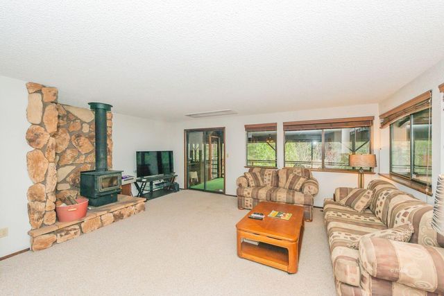 399 & 410 Lake Forest Drive, Trinity Center, CA 96091