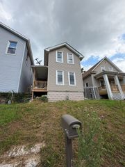 740 Charlotte Street, Davenport, IA 52803