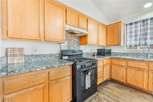 2816 Evelyn Lake Court, Las Vegas, NV 89108