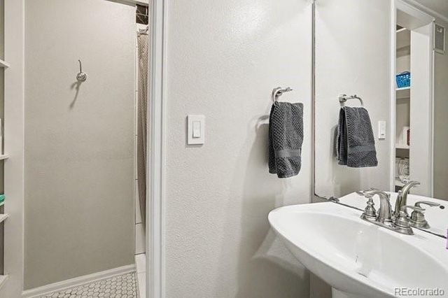 5036 E 125th Avenue, Thornton, CO 80241
