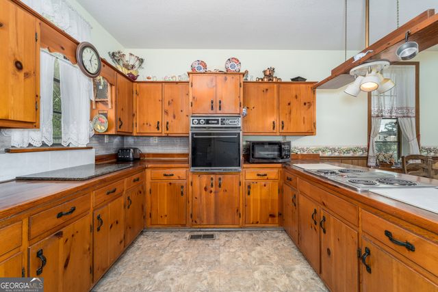 212 Butler Street, Waycross, GA 31501