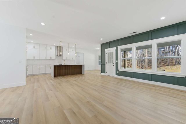 177 Summit Ridge Drive SE, Cartersville, GA 30120