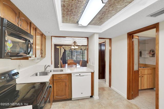 9241 WINGED FOOT Lane, Jacksonville, FL 32256
