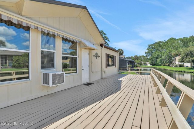 9241 WINGED FOOT Lane, Jacksonville, FL 32256