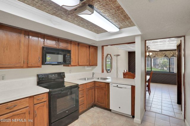 9241 WINGED FOOT Lane, Jacksonville, FL 32256