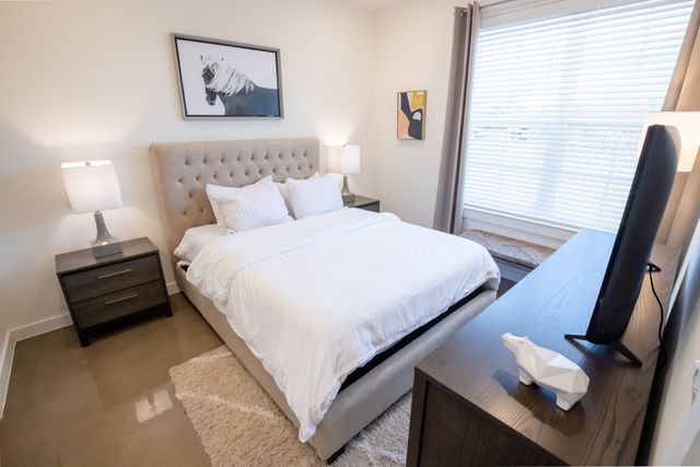 120 N Madison Avenue 2212, Dallas, TX 75208