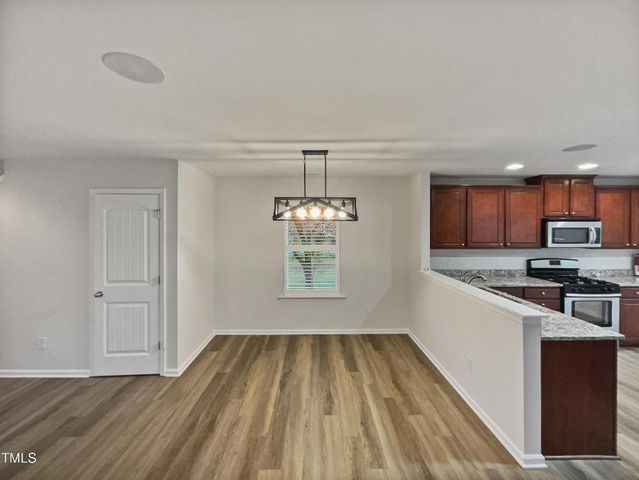 400 Collington Drive, Mebane, NC 27302