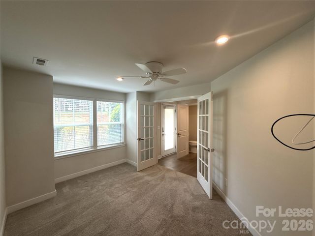 324 Chattooga Way, Charlotte, NC 28211