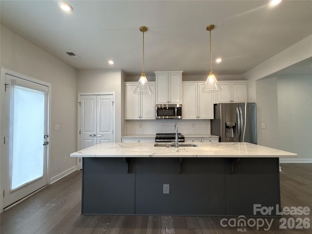 324 Chattooga Way, Charlotte, NC 28211