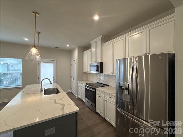 324 Chattooga Way, Charlotte, NC 28211