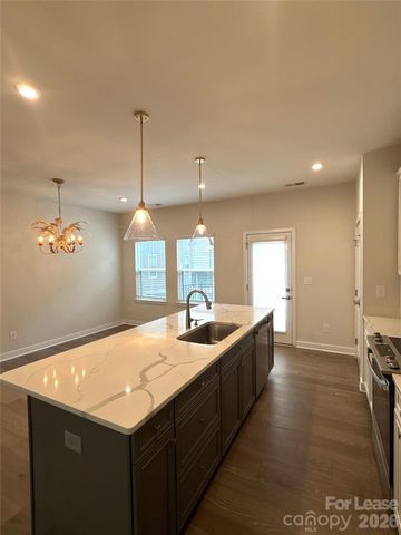 324 Chattooga Way, Charlotte, NC 28211