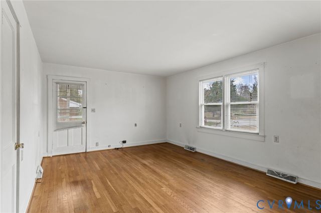 8704 Three Notch Rd, Louisa, VA 23093