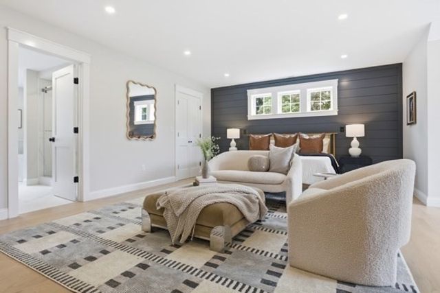 158 Lake St, Wilmington, MA 01887