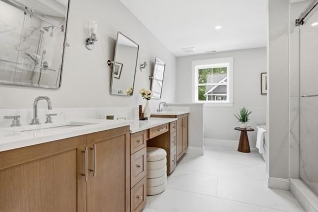 158 Lake St, Wilmington, MA 01887
