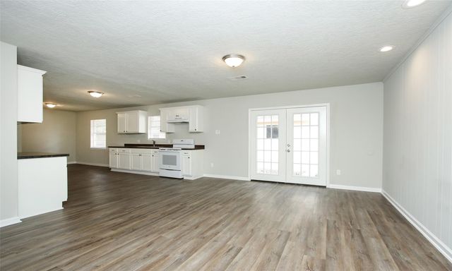 5019 Westwood, Dickinson, TX 77539