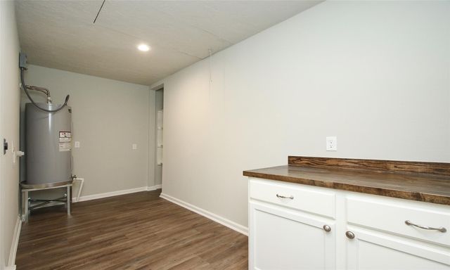 5019 Westwood, Dickinson, TX 77539