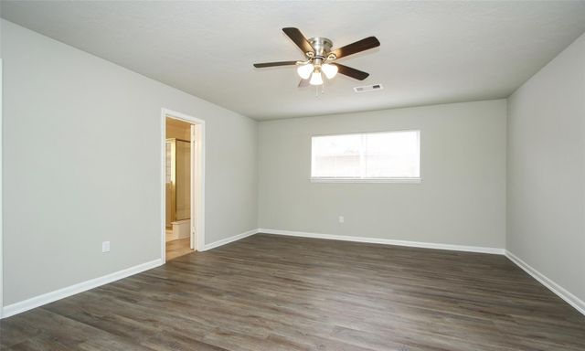 5019 Westwood, Dickinson, TX 77539