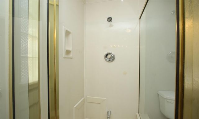 5019 Westwood, Dickinson, TX 77539