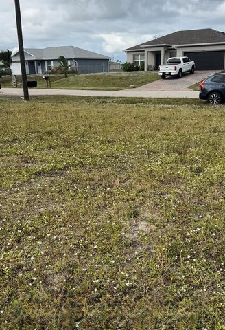 620 NW 28th St, Cape Coral, FL 33993