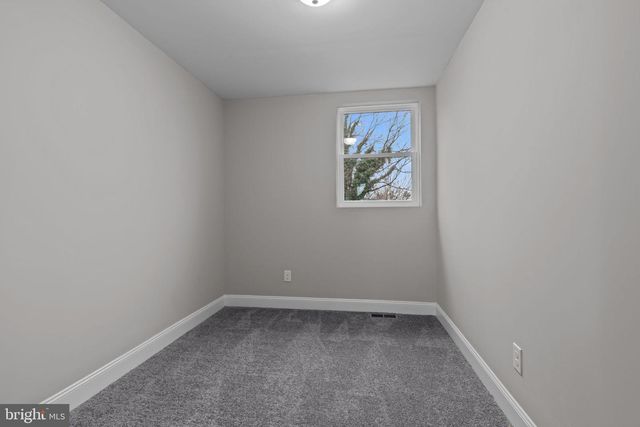 2837 ANGUS RD, Philadelphia, PA 19114