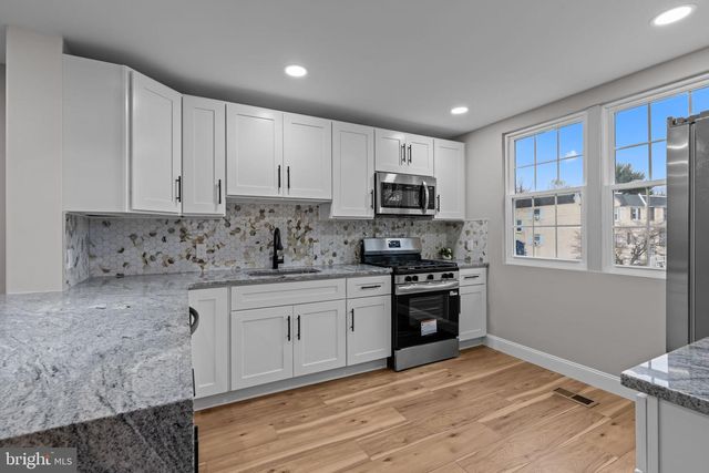 2837 ANGUS RD, Philadelphia, PA 19114